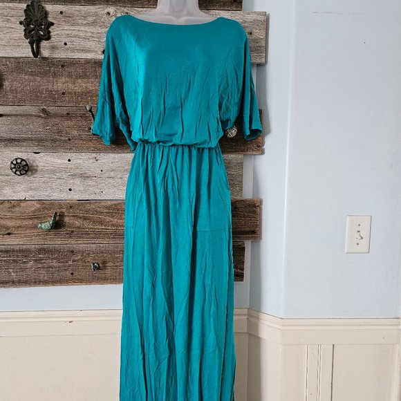 NWOT Celeste Steal My Heart Maxi Dress with Pockets Sizes 1X/2X - Picture 1 of 10